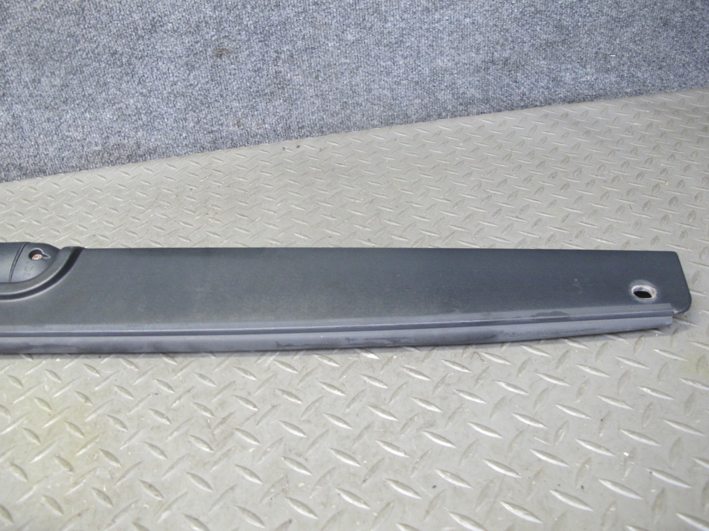 2003-2004 Hummer H2 Rear Center High Mount 3RD Third Brake Stop Lamp Light
