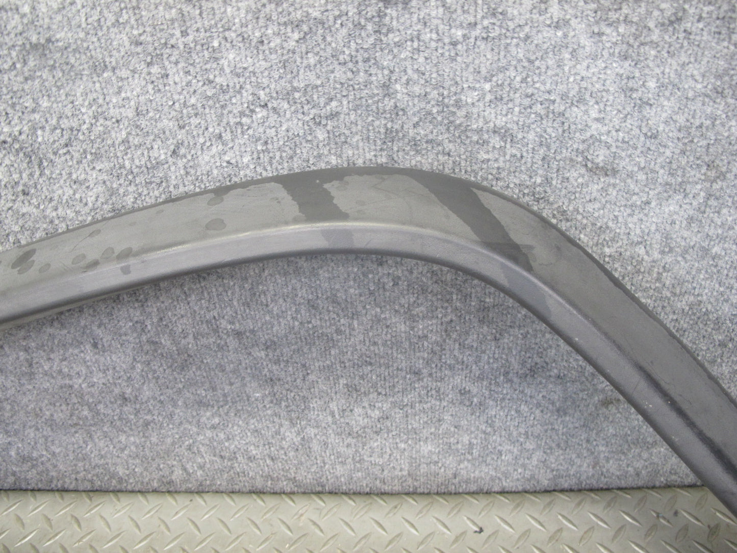 2003-2009 Hummer H2 Rear Right Pass Side Fender Wheel Flare Molding