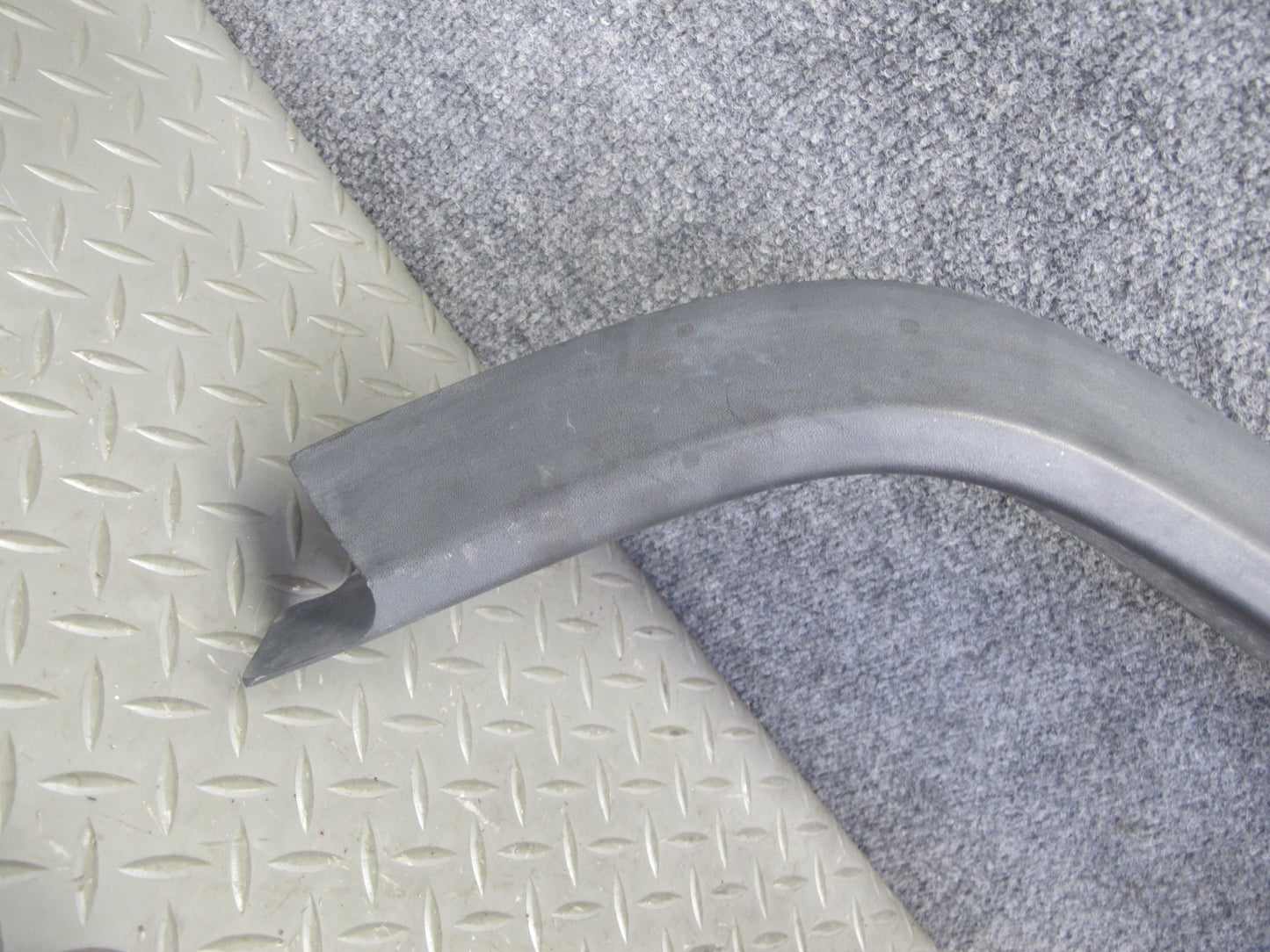 2003-2009 Hummer H2 Rear Right Pass Side Fender Wheel Flare Molding