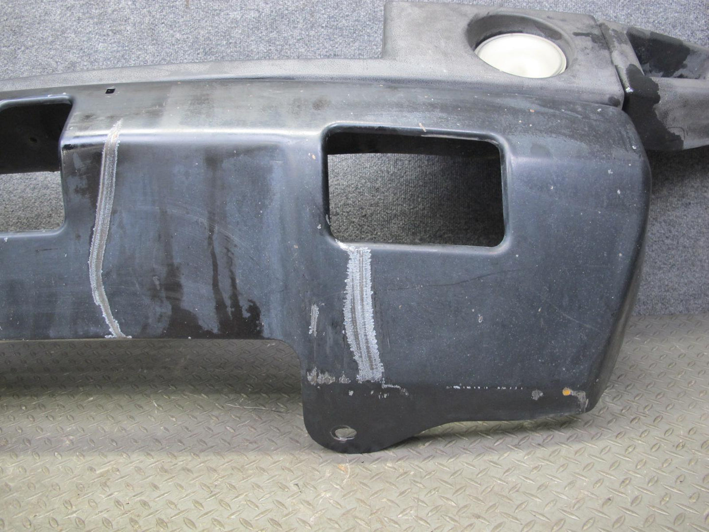 2003-2009 Hummer H2 Front Bumper Panel Cover W/ Fog Lamp Light Assembly