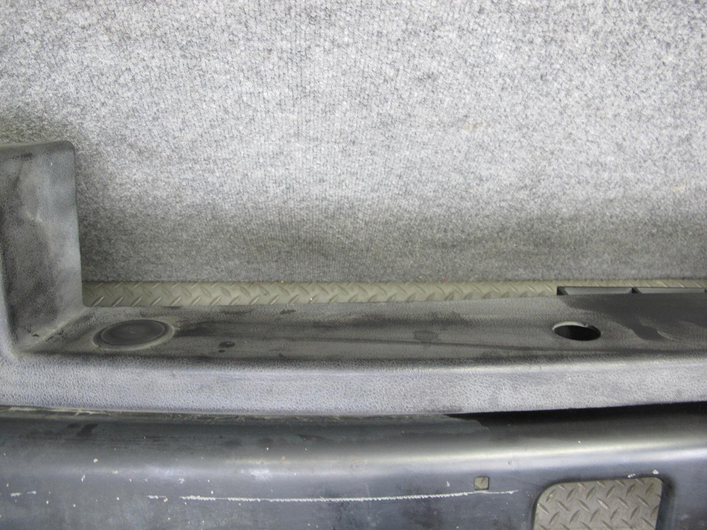 2003-2009 Hummer H2 Front Bumper Panel Cover W/ Fog Lamp Light Assembly
