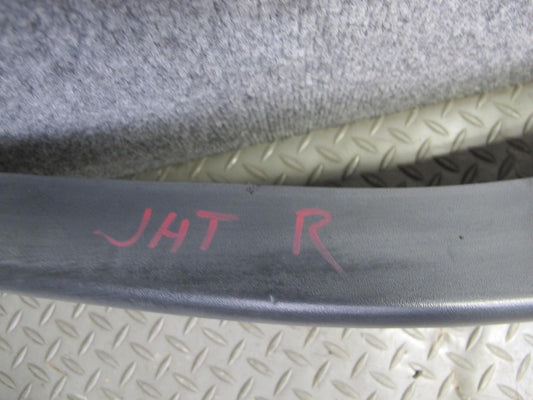 2003-2009 Hummer H2 Right Passenger Side Rocker Skirt Panel Molding Trim