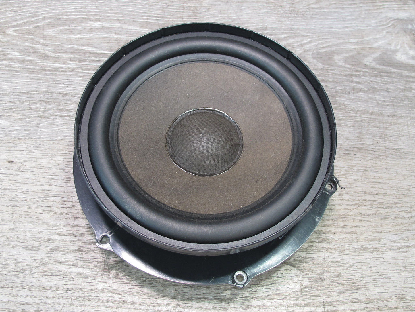 05-14 VW R32 GTI Rabbit Jetta Front Left Door Audio Speaker Woofer OEM