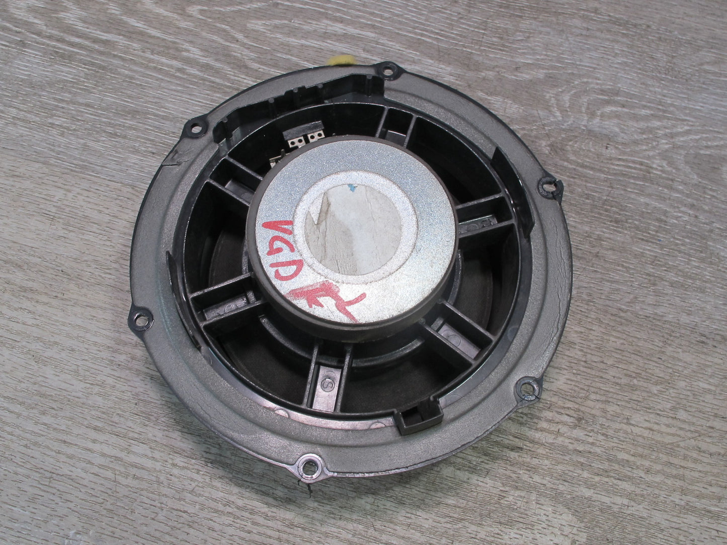 05-14 VW R32 GTI Rabbit Jetta Front Left Door Audio Speaker Woofer OEM