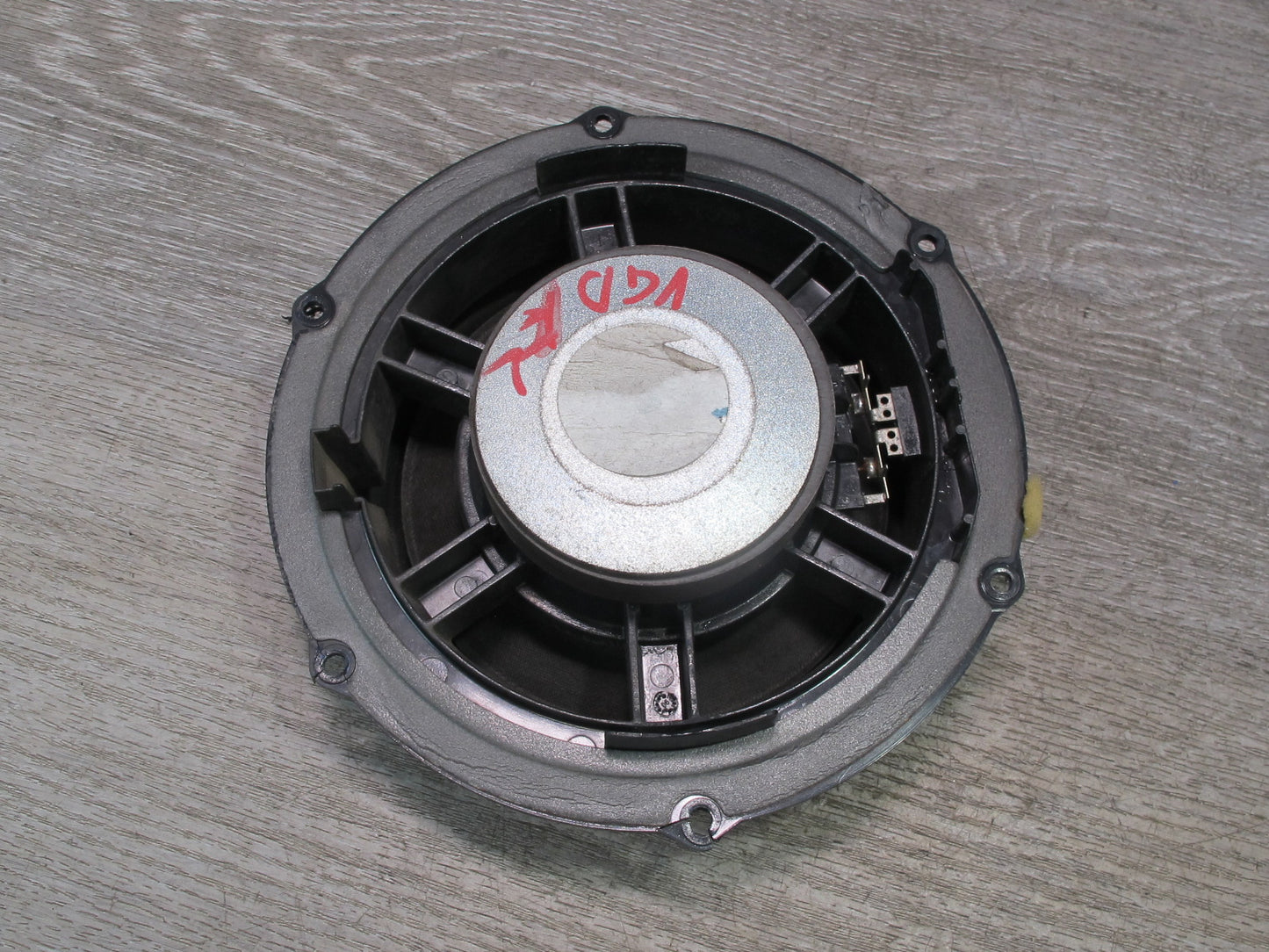 05-14 VW R32 GTI Rabbit Jetta Front Left Door Audio Speaker Woofer OEM
