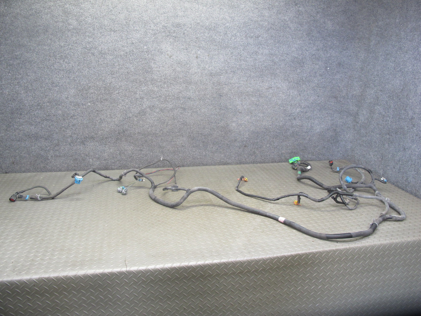 2003-2005 Hummer H2 Front Headlight Lamp Wire Wiring Harness