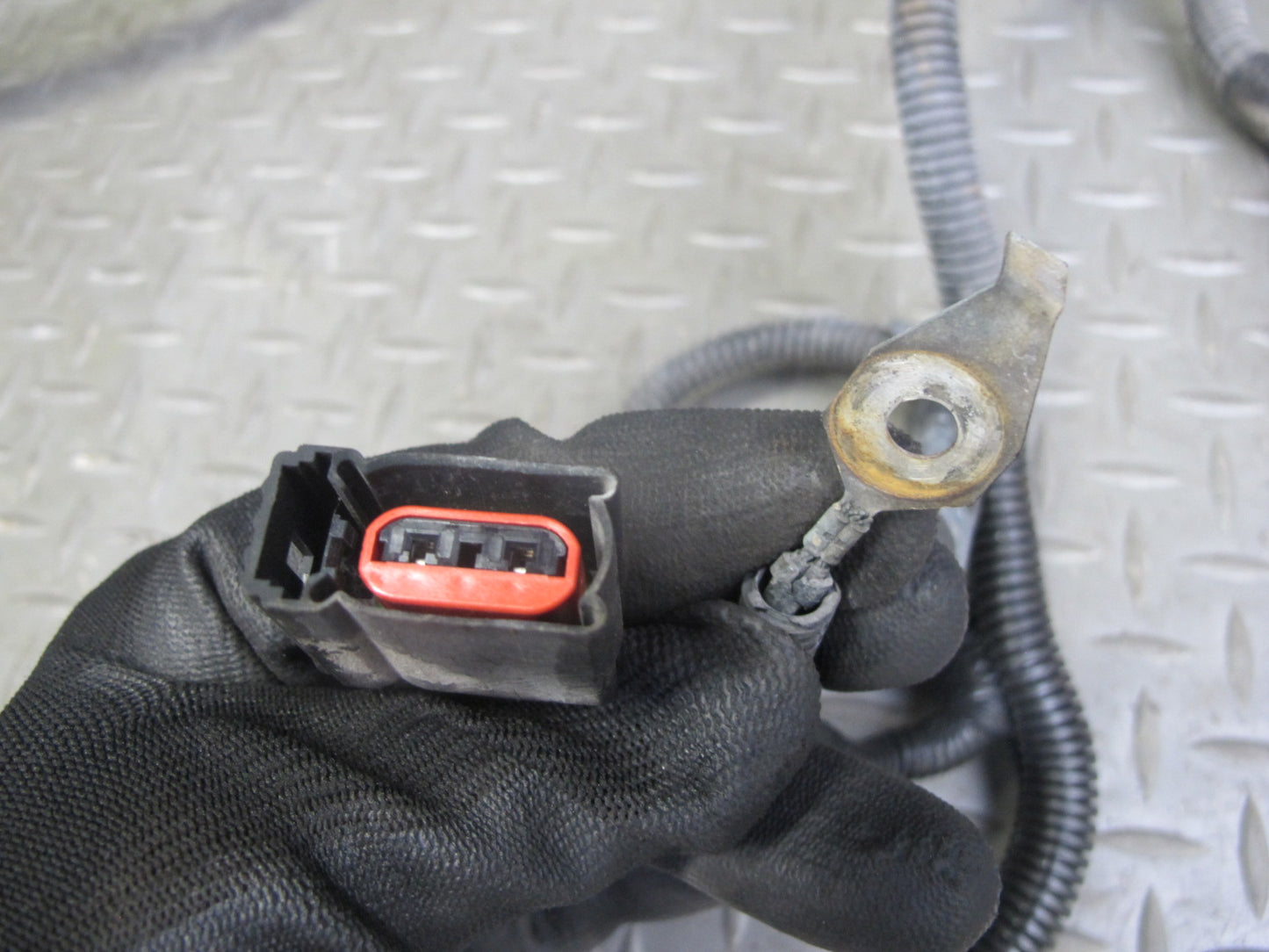 2003-2005 Hummer H2 Front Headlight Lamp Wire Wiring Harness