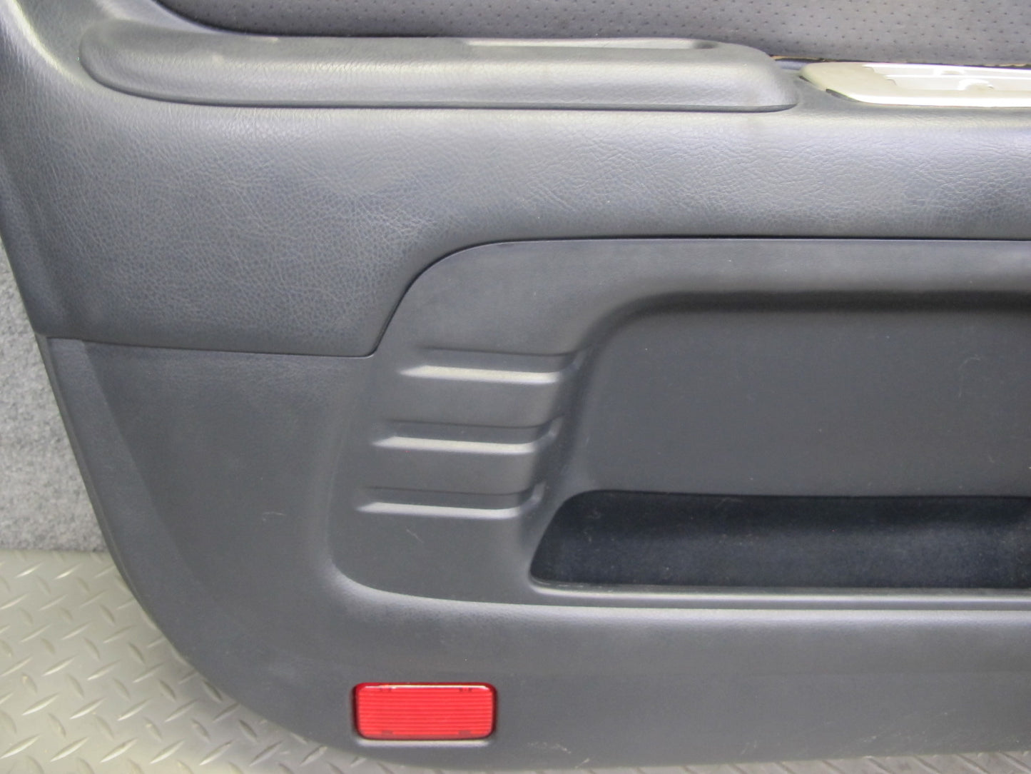 04-05 Lexus JCE10L IS300 Set of 2 Front Left & Right Door Panel Trim Cover OEM
