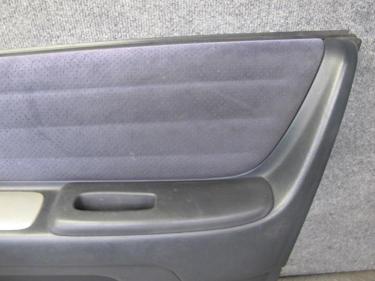 04-05 Lexus JCE10L IS300 Set of 2 Front Left & Right Door Panel Trim Cover OEM