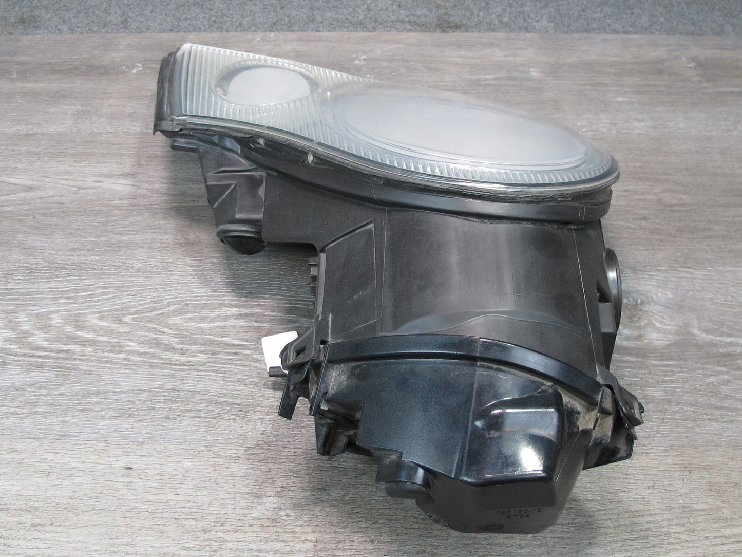 2002-2005 Porsche 911 996 Front Right Passenger Side Halogen Headlight Lamp