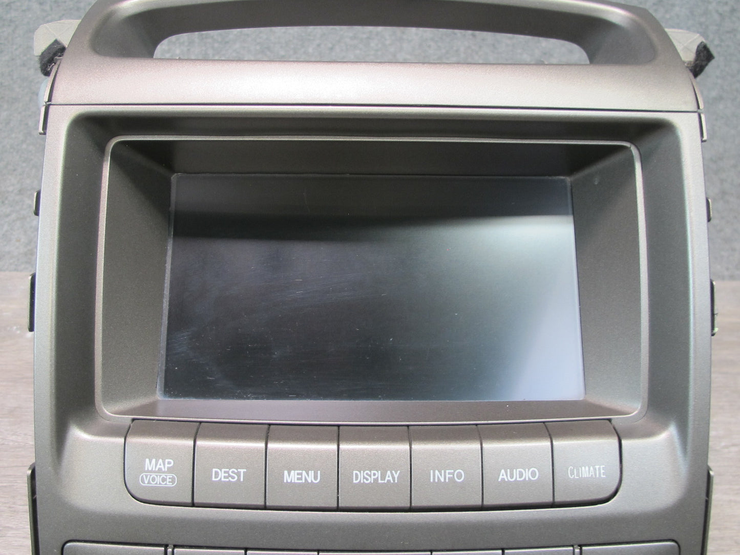 2003-2005 Lexus UZJ120L GX470 Navigation Display Climate Switch Cassette Player