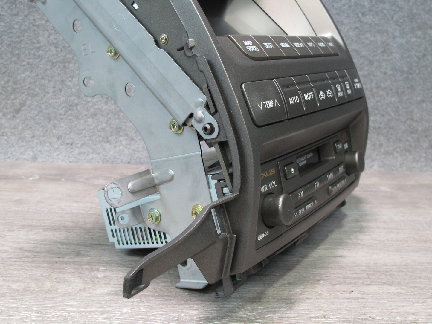2003-2005 Lexus UZJ120L GX470 Navigation Display Climate Switch Cassette Player