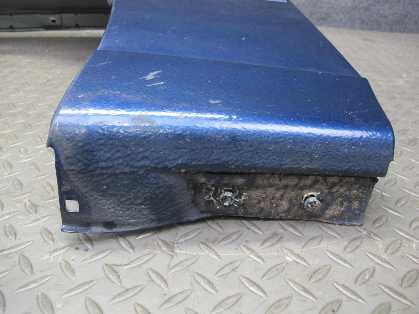01-05 Lexus JCE10 IS300 Front Left Fender Shell Cover Panel Indigo INK Pearl OEM