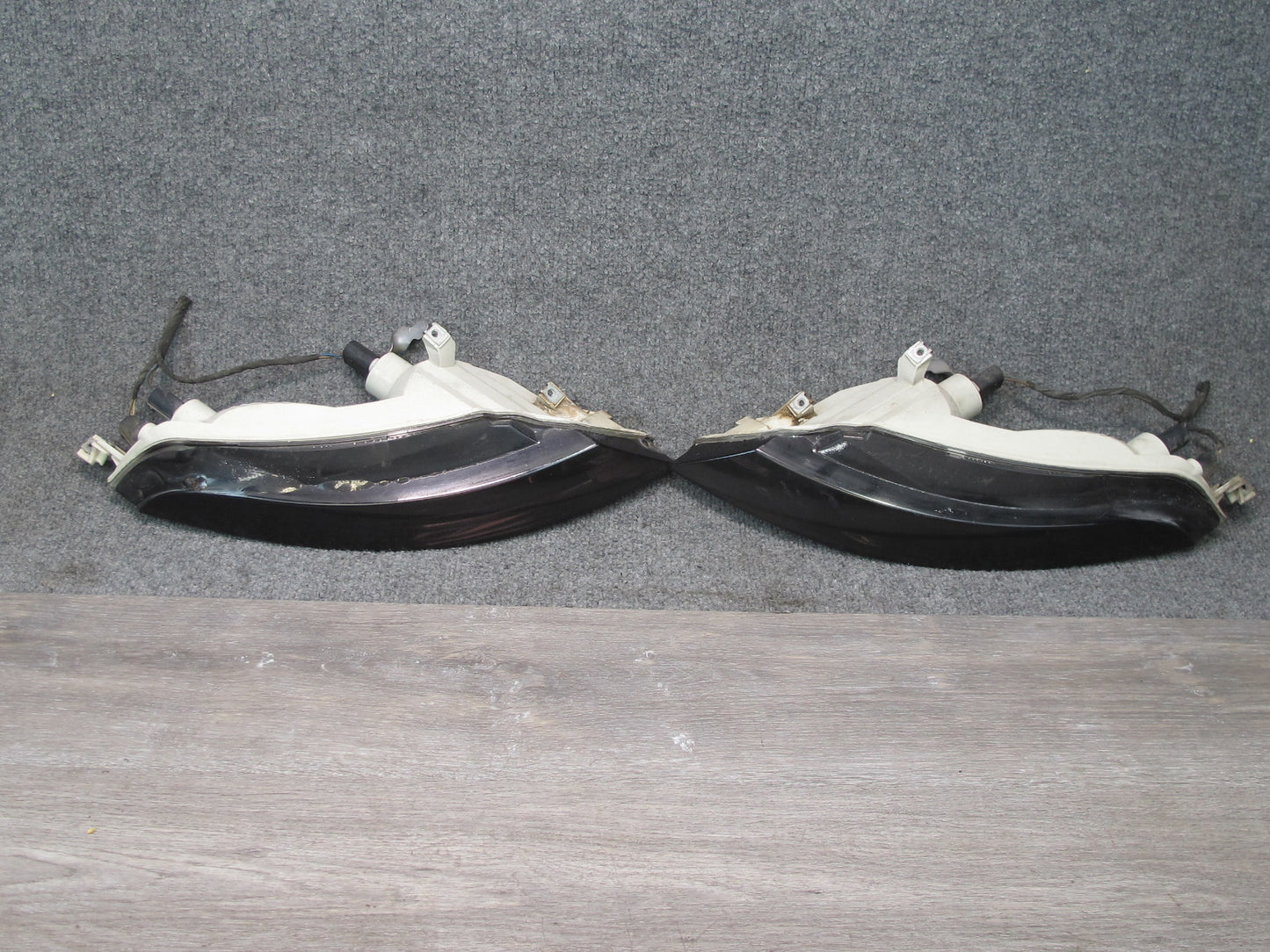 2006-2007 BMW E63 E64 Front Left & Right Turn Signal Light Lamp Set of 2
