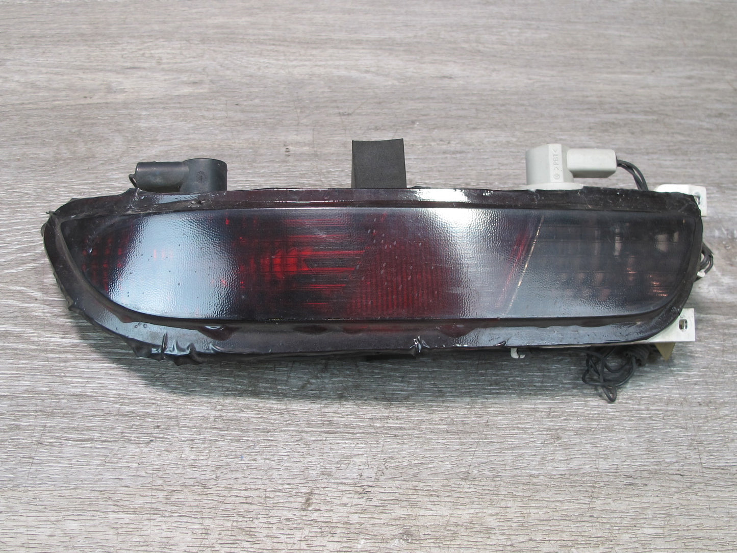 2006-2010 BMW E63 E64 M6 Rear Bumper Right Reverse Brake Light Lamp 7165818