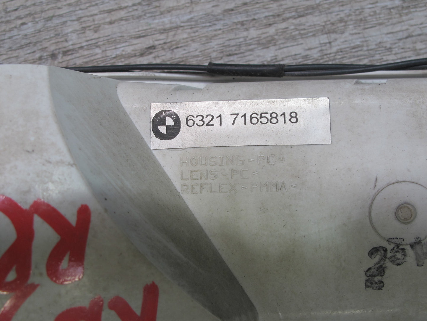 2006-2010 BMW E63 E64 M6 Rear Bumper Right Reverse Brake Light Lamp 7165818