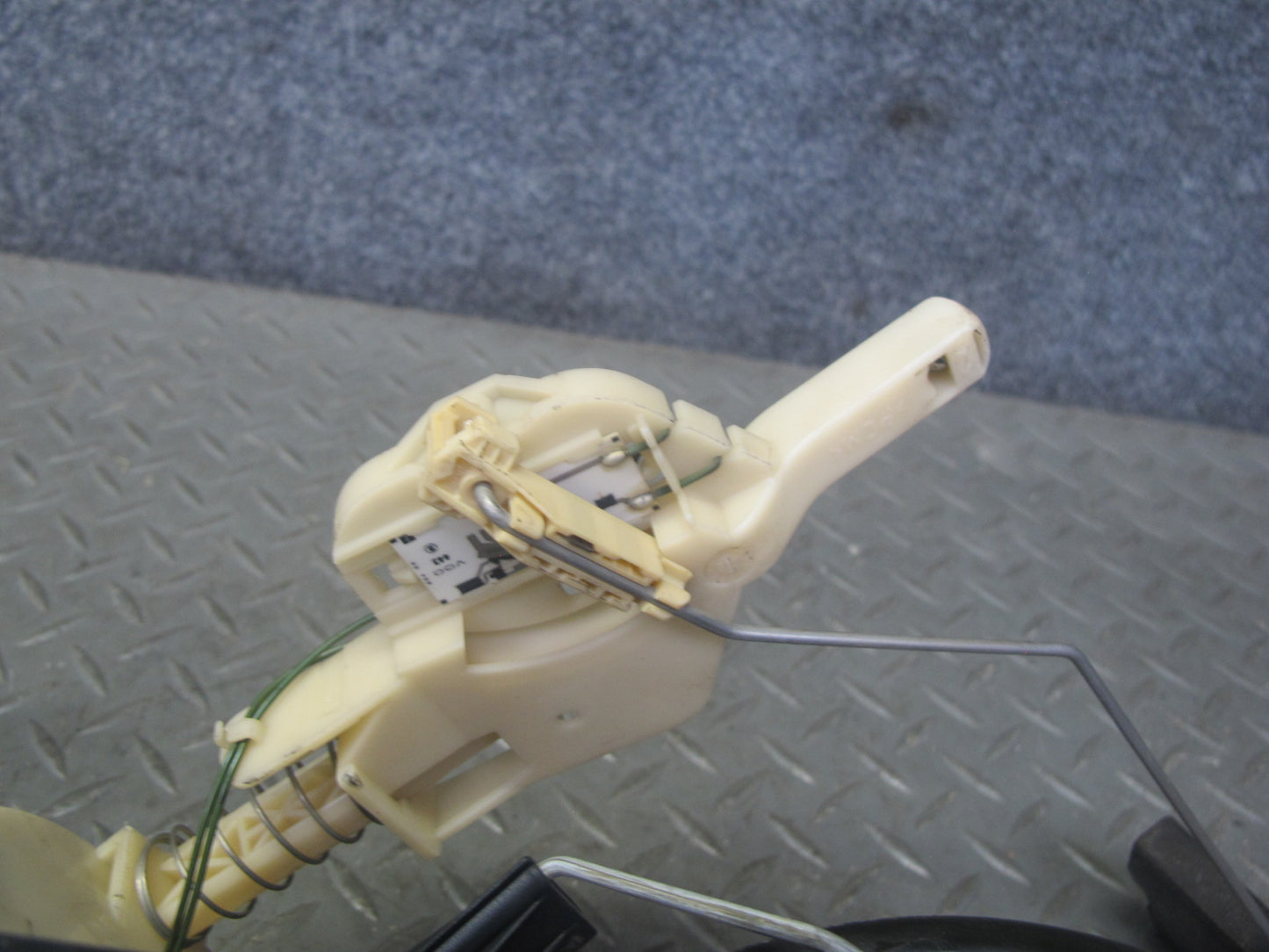 01-06 BMW E46 3.0L M54 Fuel Pump Level Sensor Sending Unit Set OEM