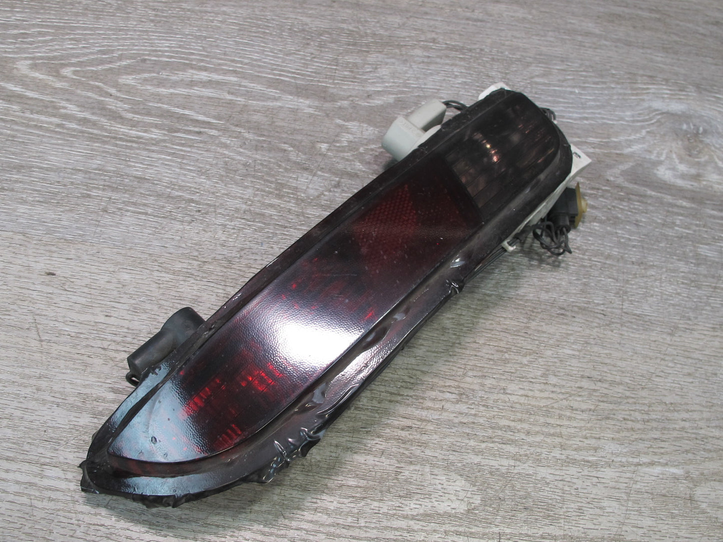 2006-2010 BMW E63 E64 M6 Rear Bumper Right Reverse Brake Light Lamp 7165818