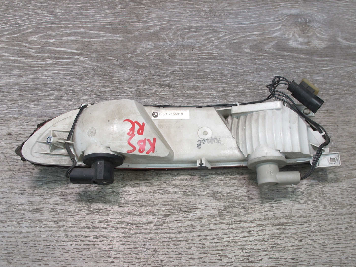 2006-2010 BMW E63 E64 M6 Rear Bumper Right Reverse Brake Light Lamp 7165818