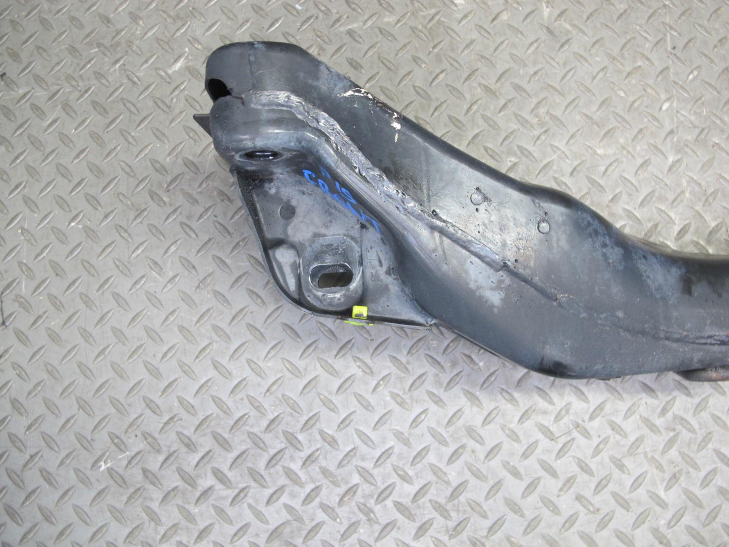 01-05 Lexus JCE10L IS300 Front Suspension Crossmember Sub Frame Subframe OEM