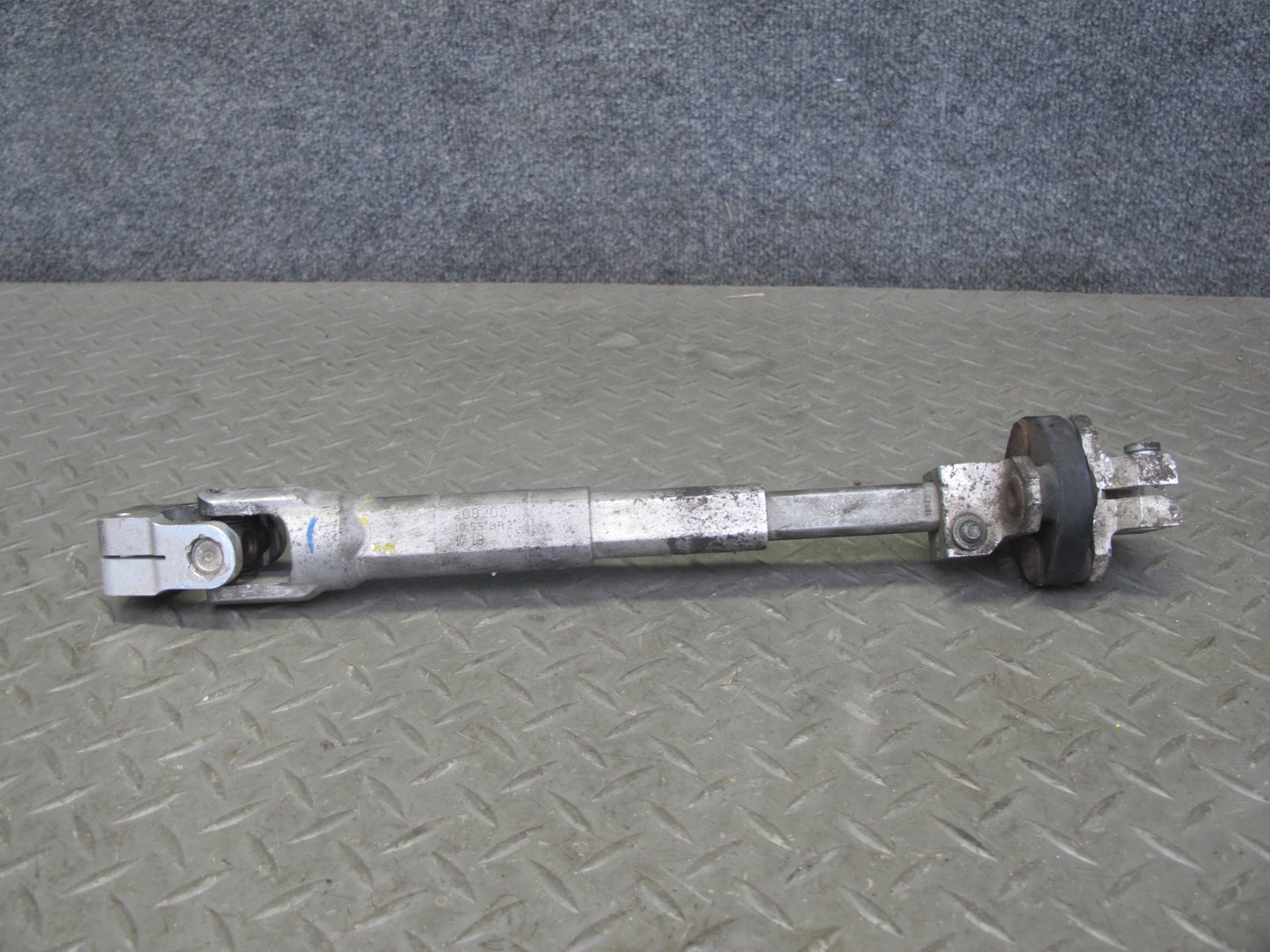 01-06 BMW E46 3-SERIES Steering Column U Joint Linkage Shaft OEM