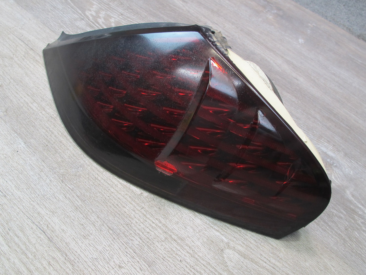 2006-2007 BMW E63 E64 M6 Rear Right Tail Light Lamp 7170976