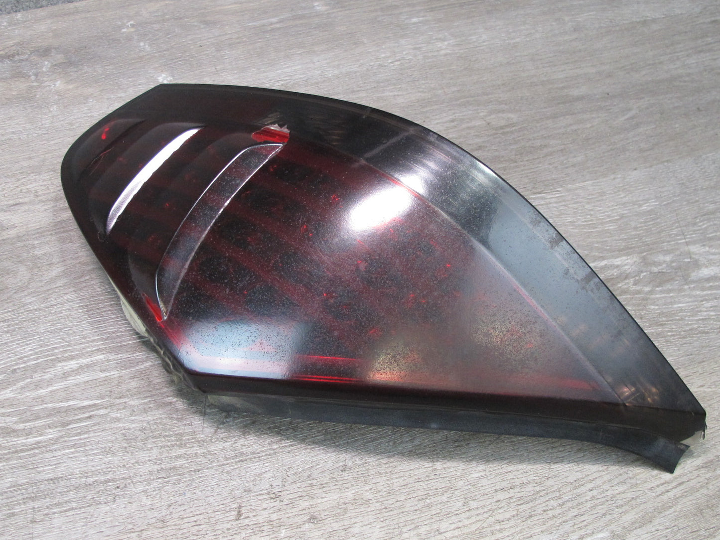2006-2007 BMW E63 E64 M6 Rear Right Tail Light Lamp 7170976