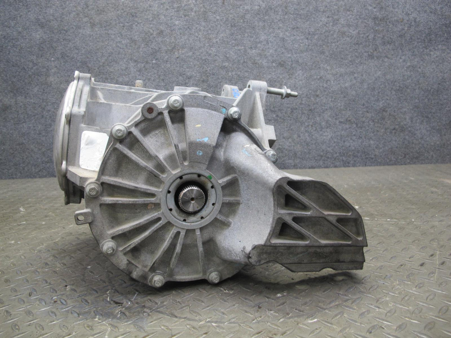 06-07 Chevrolet Corvette C6 Rear Differential Carrier 2:56 Ratio 12583200 OEM