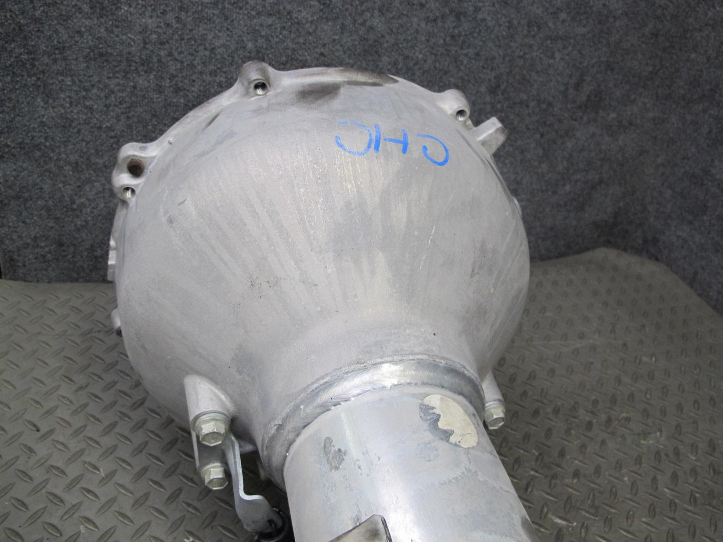 05-13 Chevrolet Corvette C6 6.0L 6.2L A/T Driveshaft Torque Tube 12568200 OEM