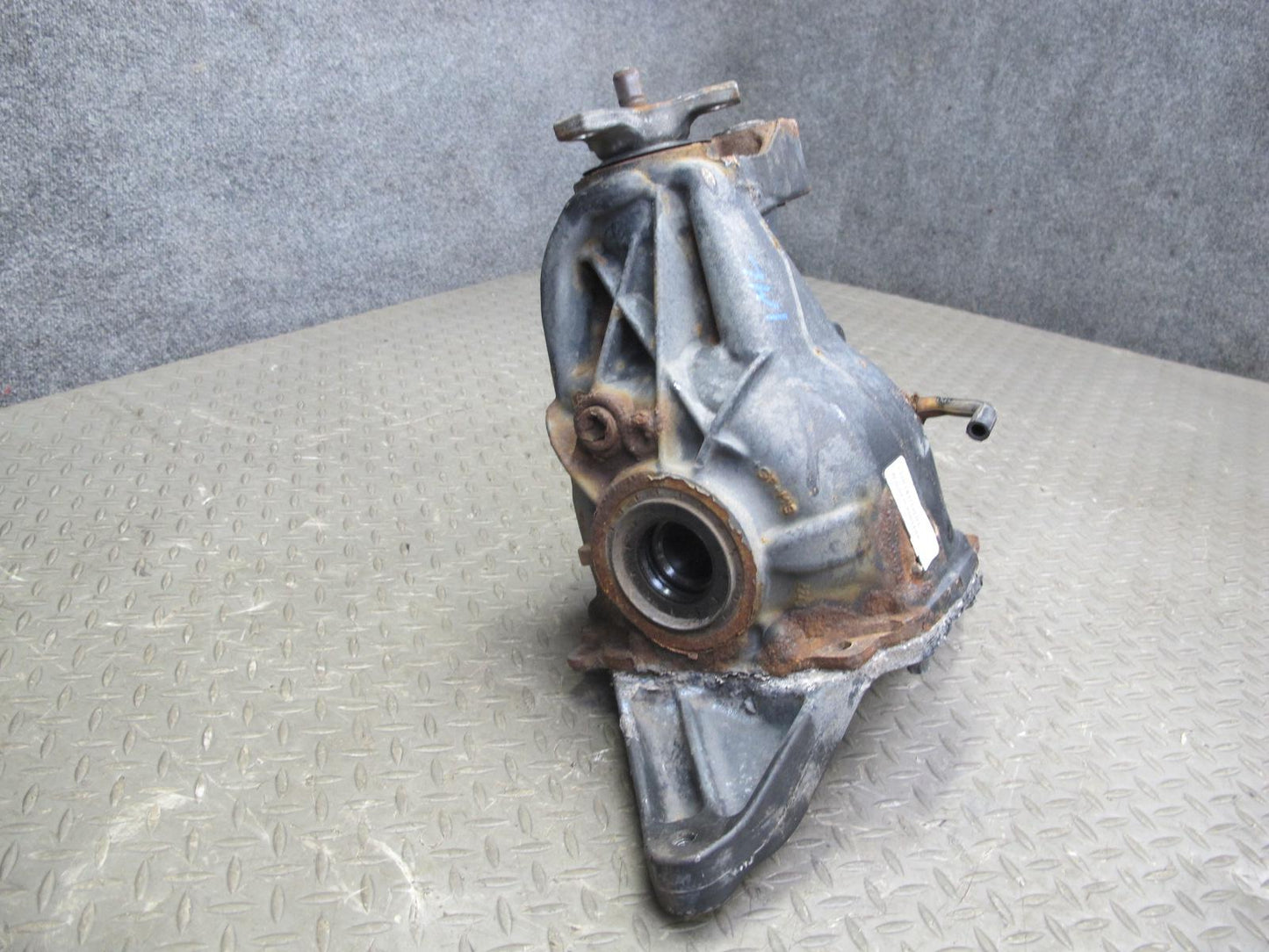 12-18 Mercedes W166 GLE350 ML350 AWD Rear Differential Carrier 3.67 Ratio OEM