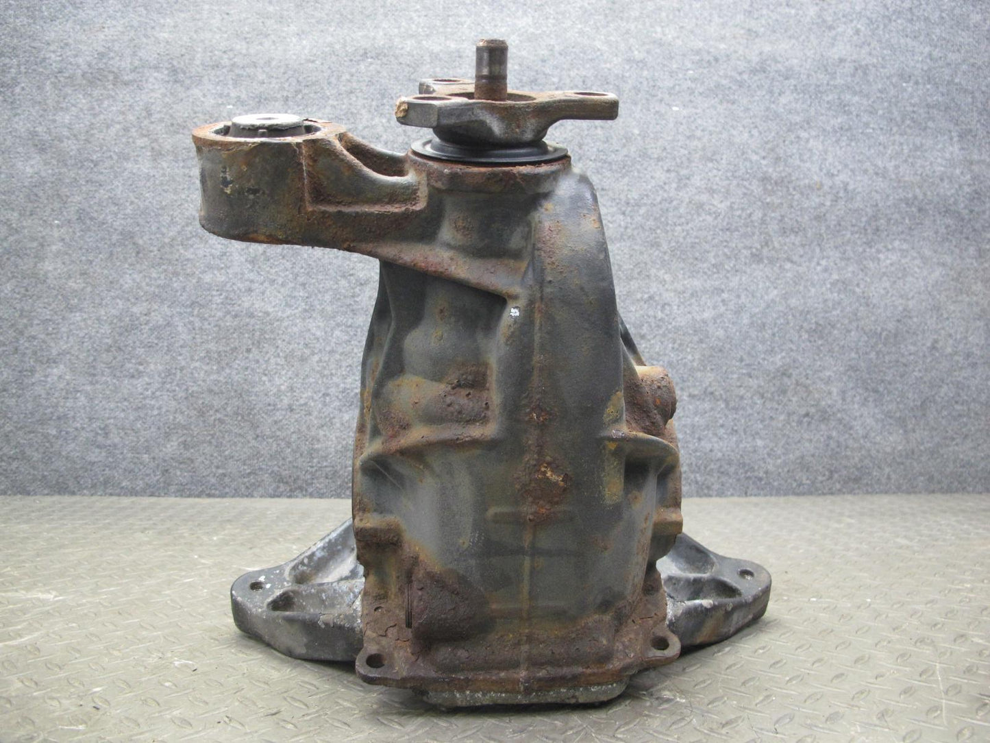 12-18 Mercedes W166 GLE350 ML350 AWD Rear Differential Carrier 3.67 Ratio OEM