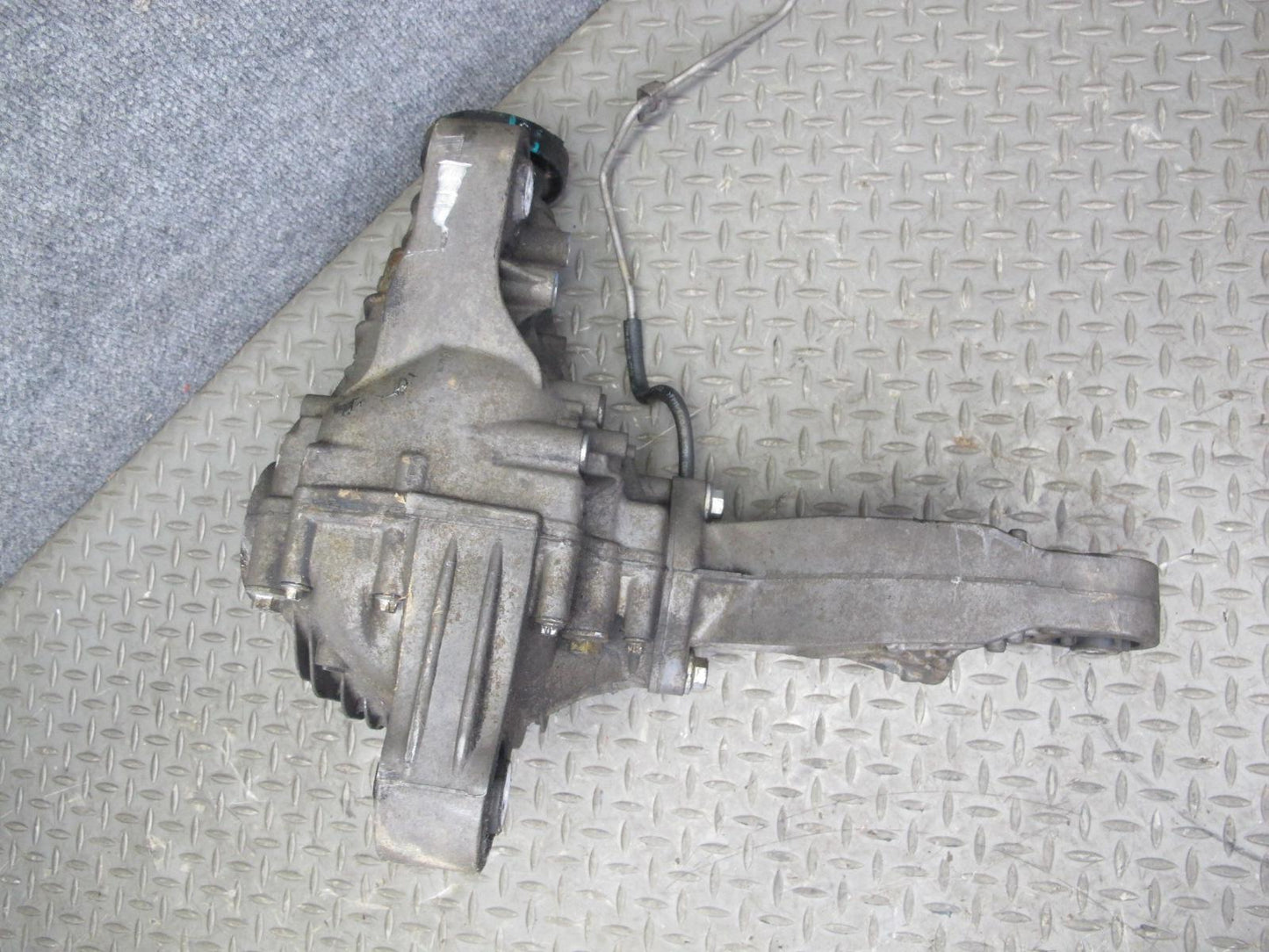 07-11 Mercedes W164 ML63 AMG AWD Front Differential Carrier 3.45 Ratio OEM