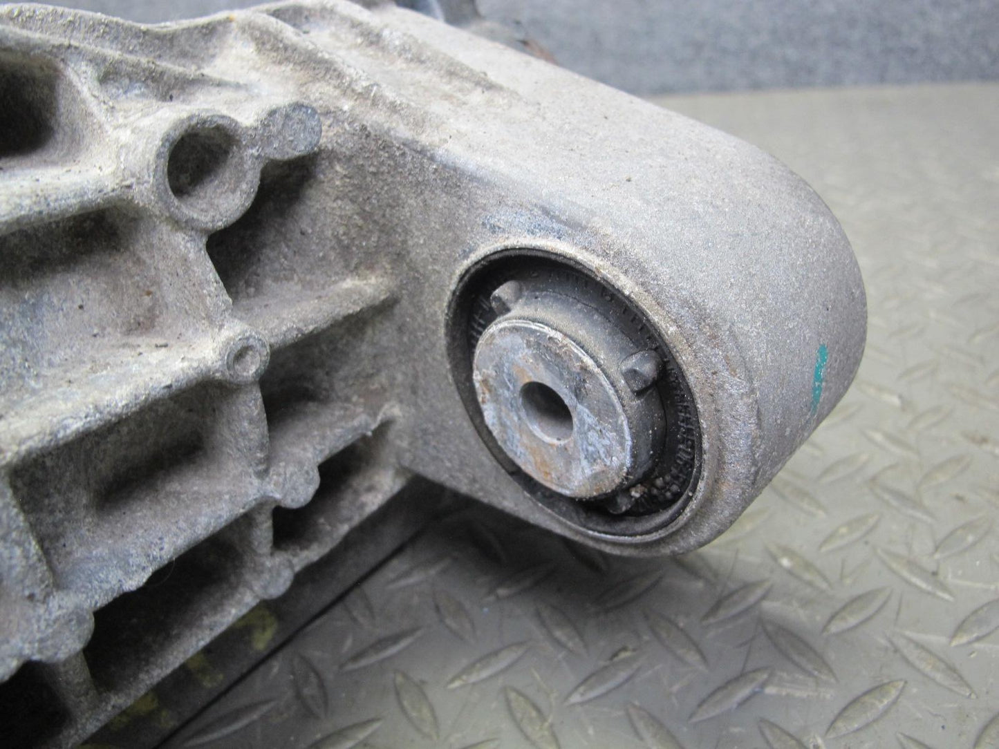 07-11 Mercedes W164 ML63 AMG Rear Differential Carrier 3.45 Ratio 1643501414 OEM