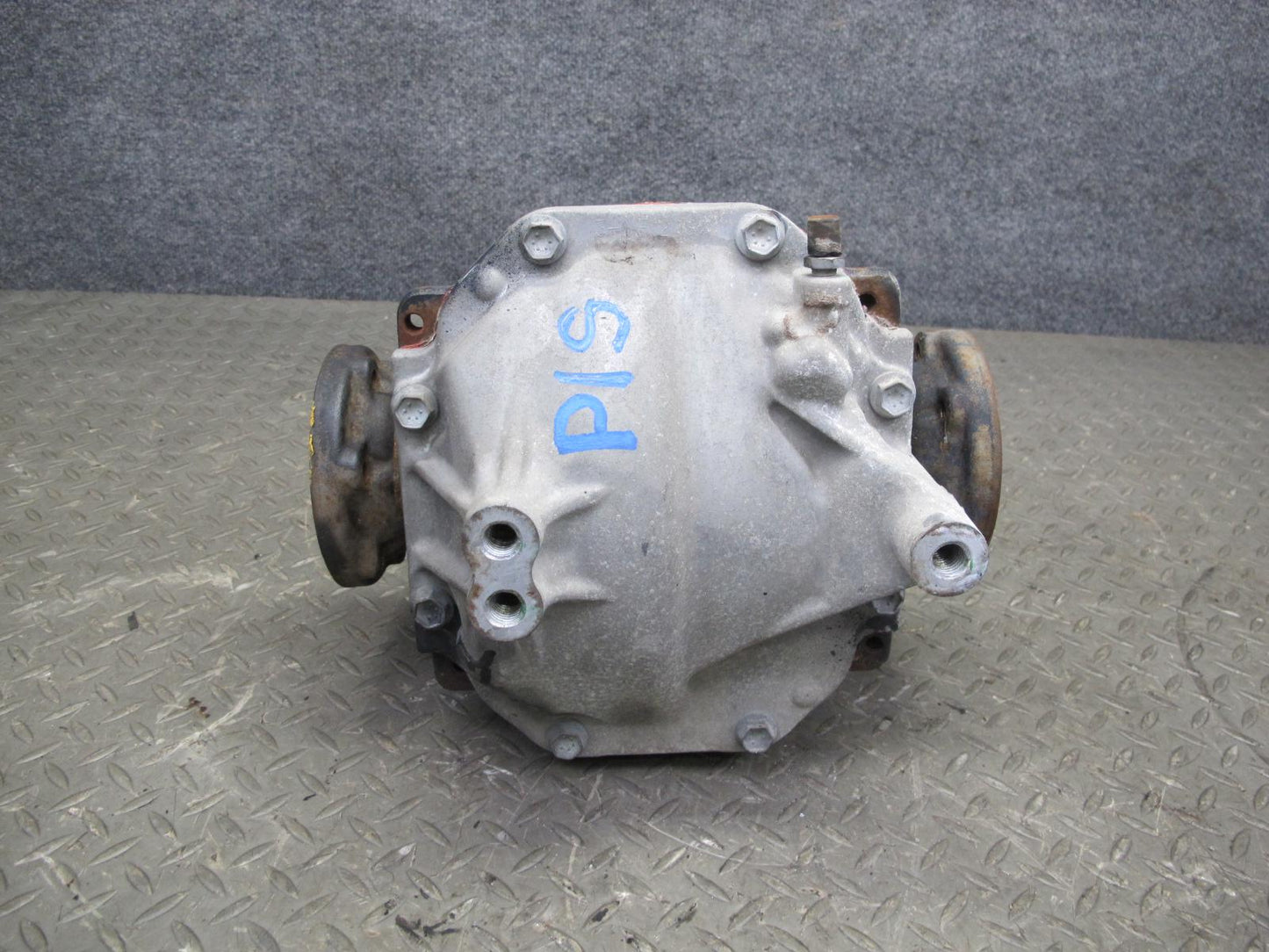 2005 Lexus IS300 RWD M96 A/T Rear Differential Carrier Open 3.91 Ratio 109K OEM
