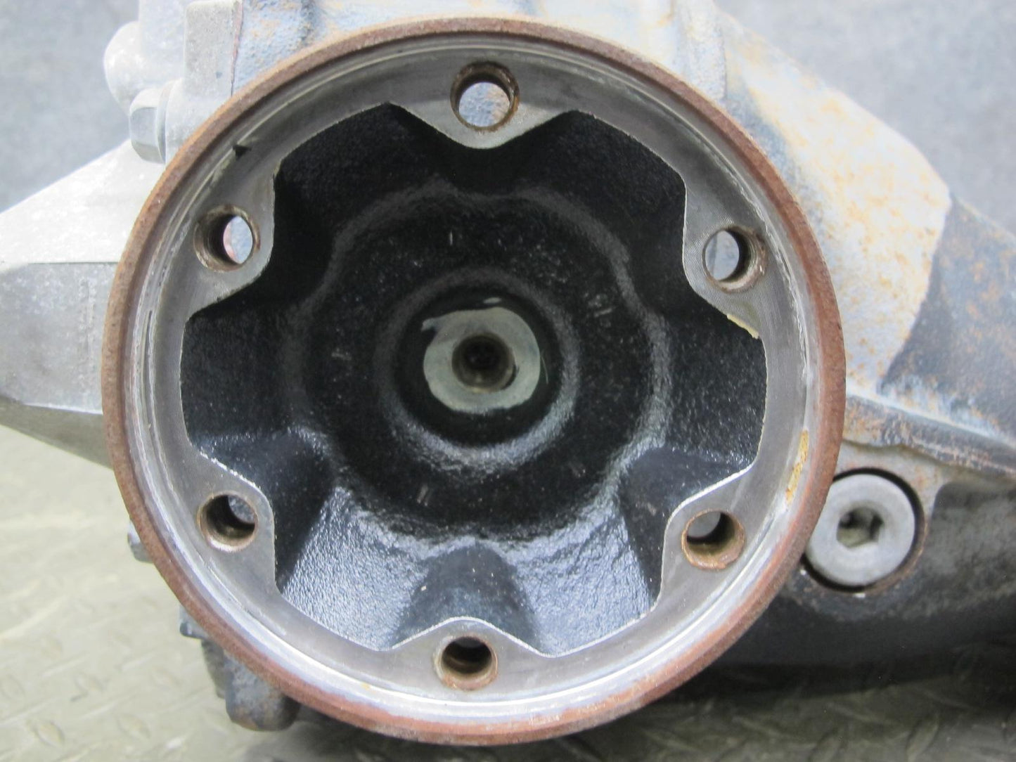 2005 Lexus IS300 RWD M96 A/T Rear Differential Carrier Open 3.91 Ratio 109K OEM