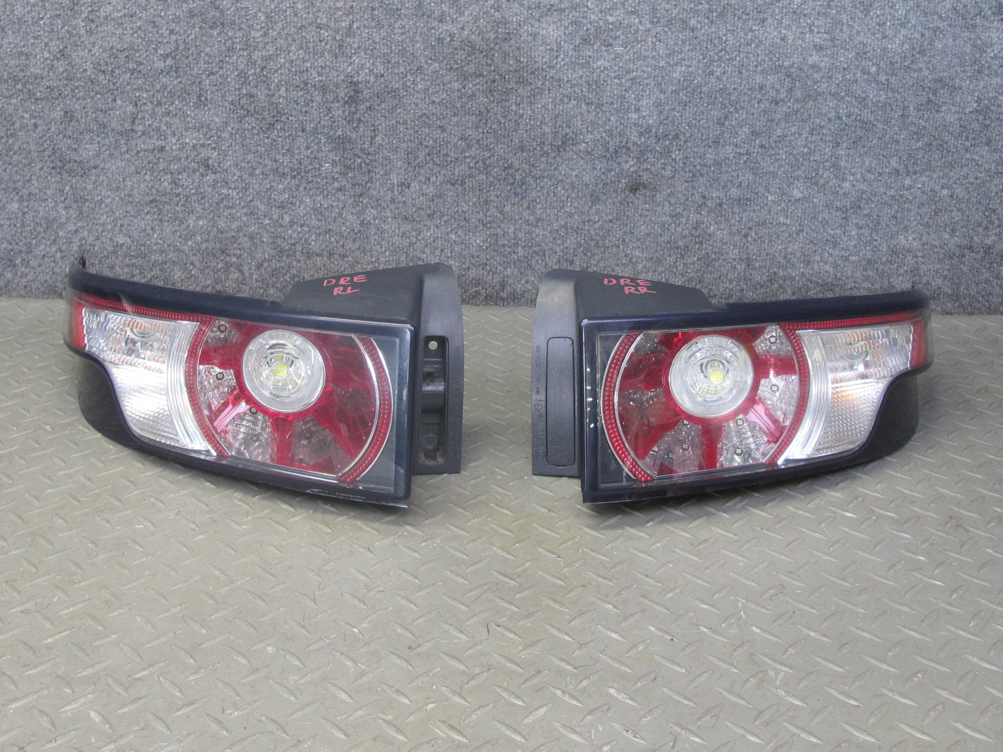 2012-2015 Range Rover Evoque L538 Rear Left & Right Tail Light Lamp Set of 2