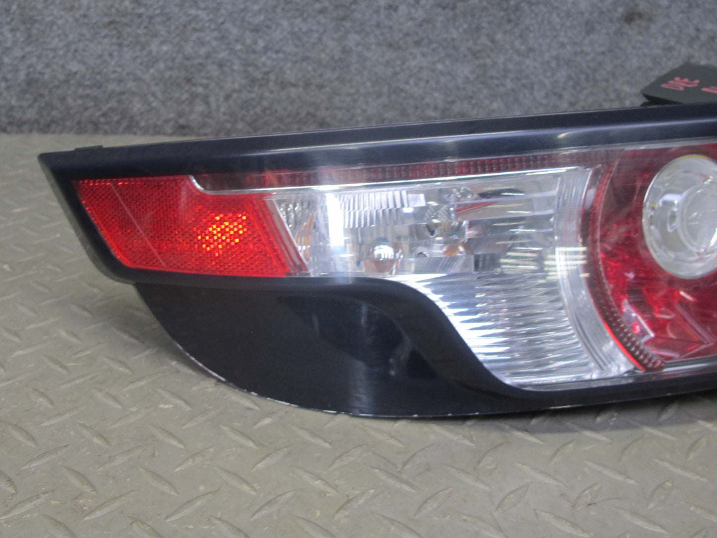 2012-2015 Range Rover Evoque L538 Rear Left & Right Tail Light Lamp Set of 2