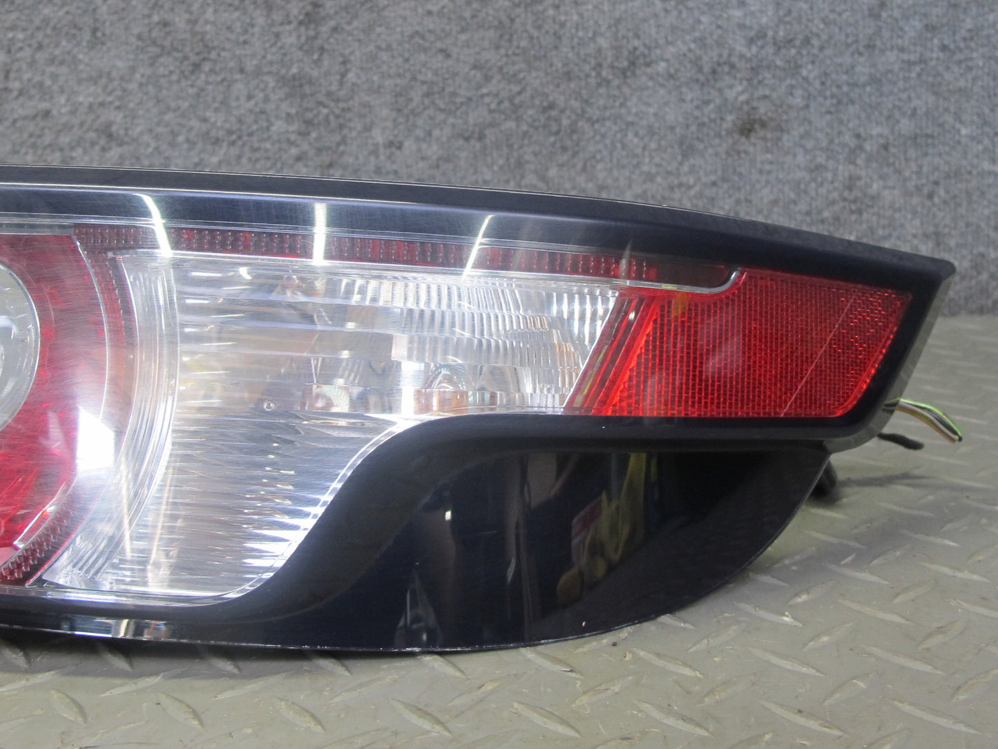 2012-2015 Range Rover Evoque L538 Rear Left & Right Tail Light Lamp Set of 2