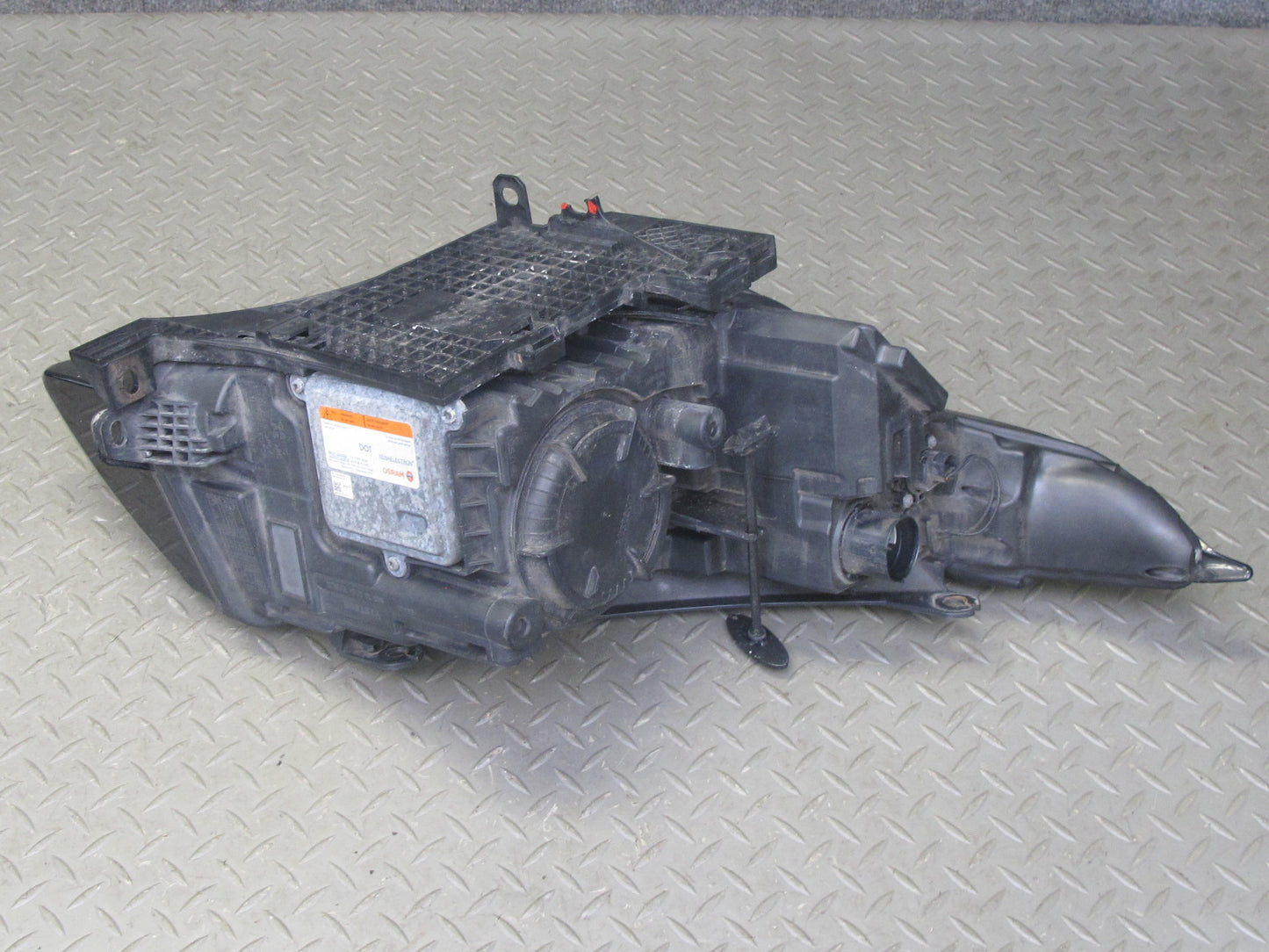 2012-2015 Range Rover Evoque L538 Front Xenon HID Adaptive Headlight Lamp Set