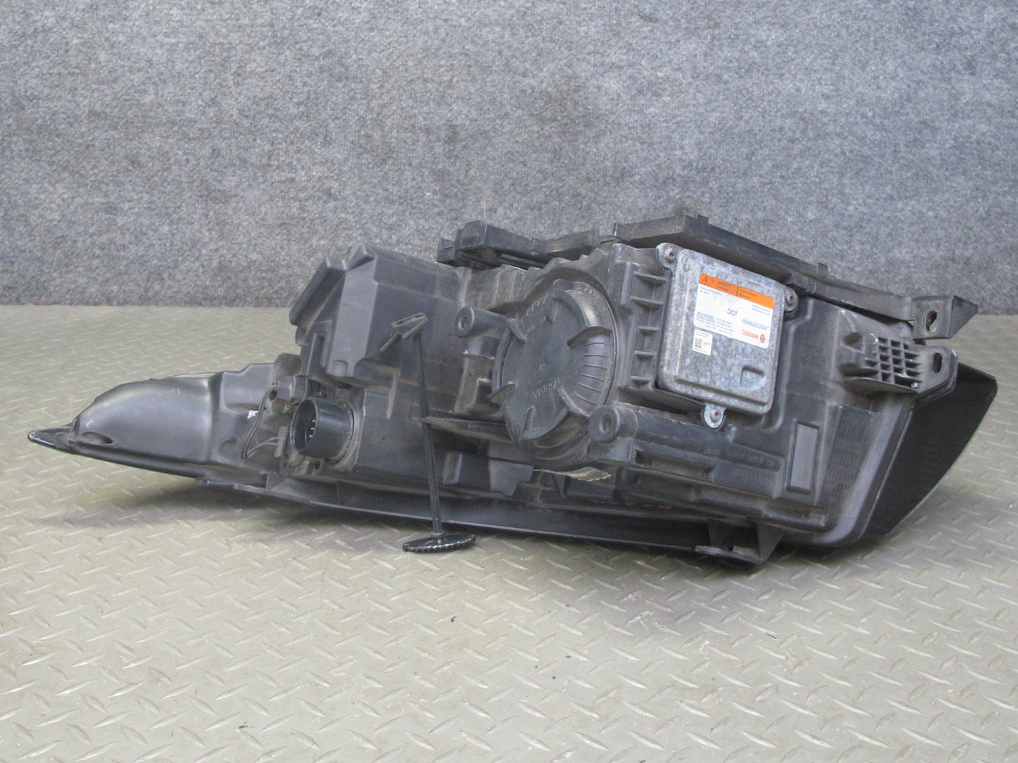 2012-2015 Range Rover Evoque L538 Front Xenon HID Adaptive Headlight Lamp Set