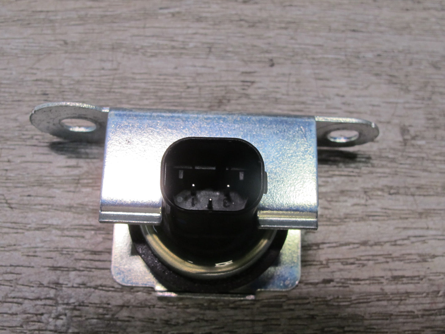 2006-2010 BMW E63 E64 M6 Acceleration Sensor Module 6770205