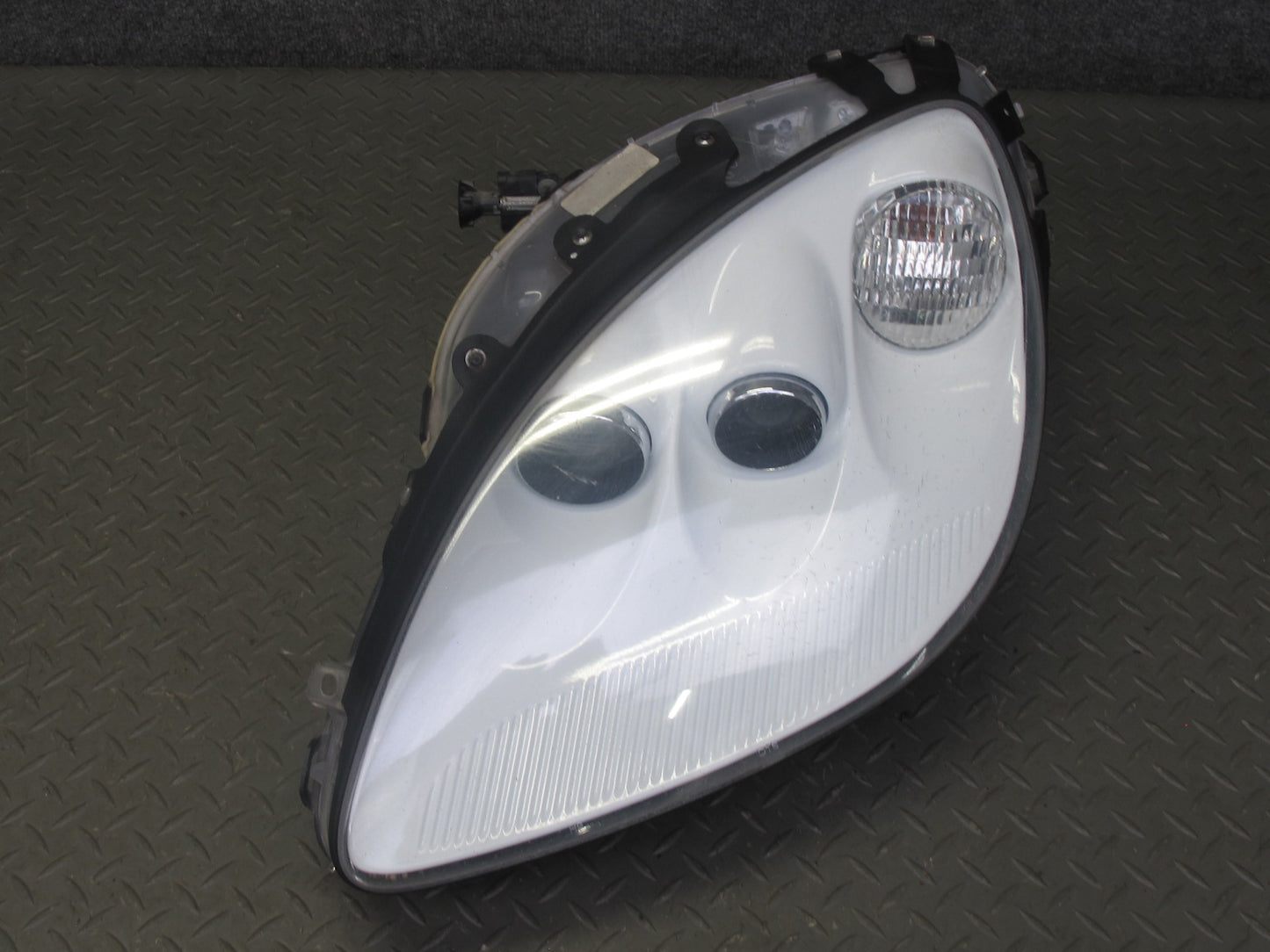 05-13 Chevrolet Corvette C6 Front Left Xenon HID Headlight Lamp w Ballast OEM