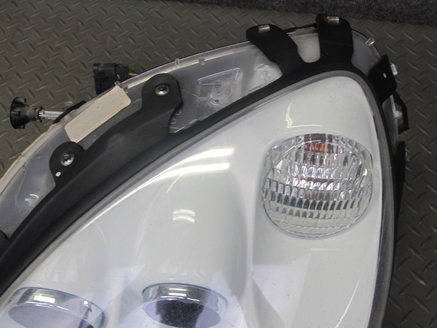 05-13 Chevrolet Corvette C6 Front Left Xenon HID Headlight Lamp w Ballast OEM