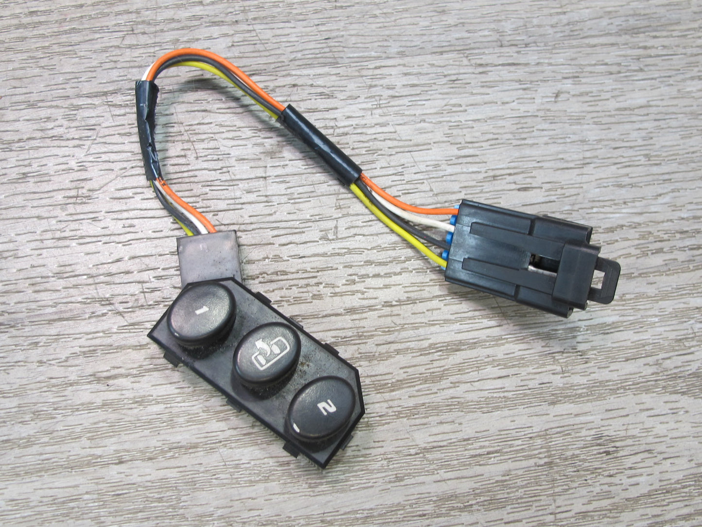 2004-2009 Cadillac XLR Front Left Side Door Adjust Seat Memory Lumbar Switch