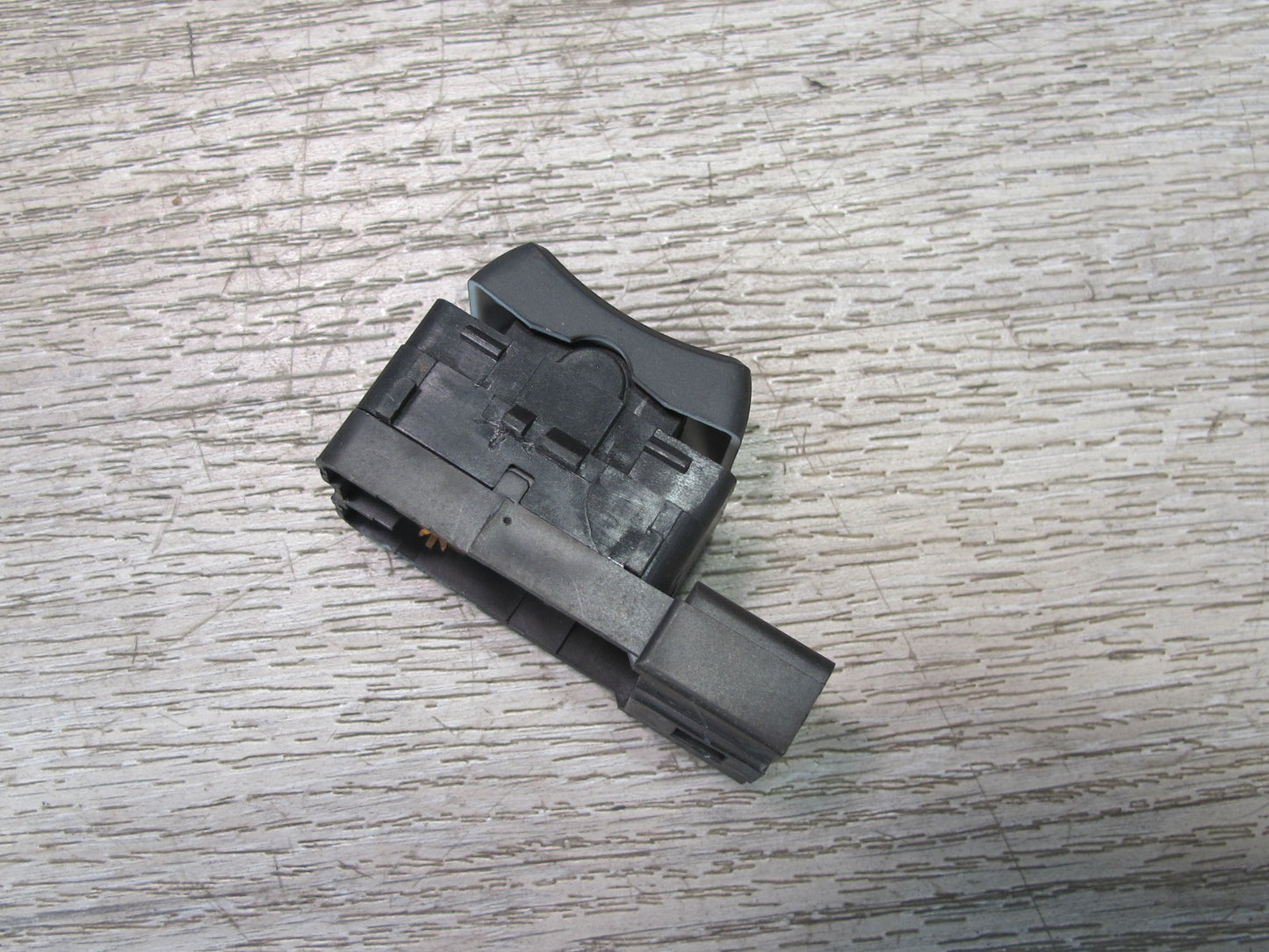 2004-2009 Cadillac XLR Front Left Side Door Adjust Seat Memory Lumbar Switch
