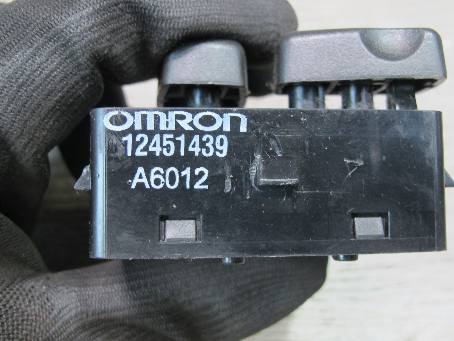 2004-2009 Cadillac XLR Front Left Side Door Adjust Seat Memory Lumbar Switch
