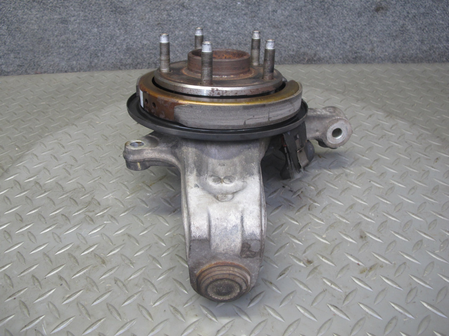 05-08 Chevrolet Corvette C6 Rear Right Spindle Knuckle Wheel Hub Bearing OEM