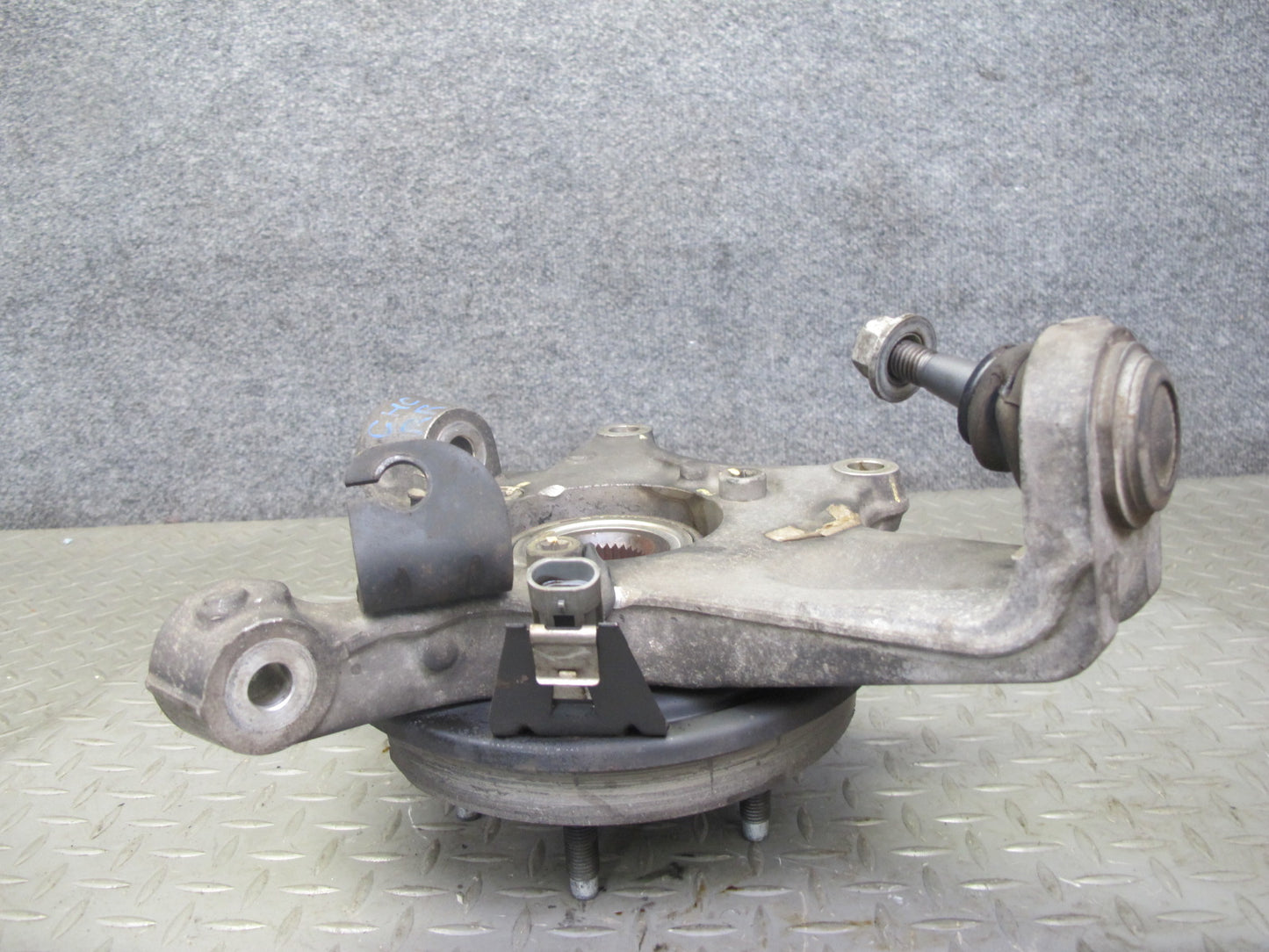 05-08 Chevrolet Corvette C6 Rear Right Spindle Knuckle Wheel Hub Bearing OEM