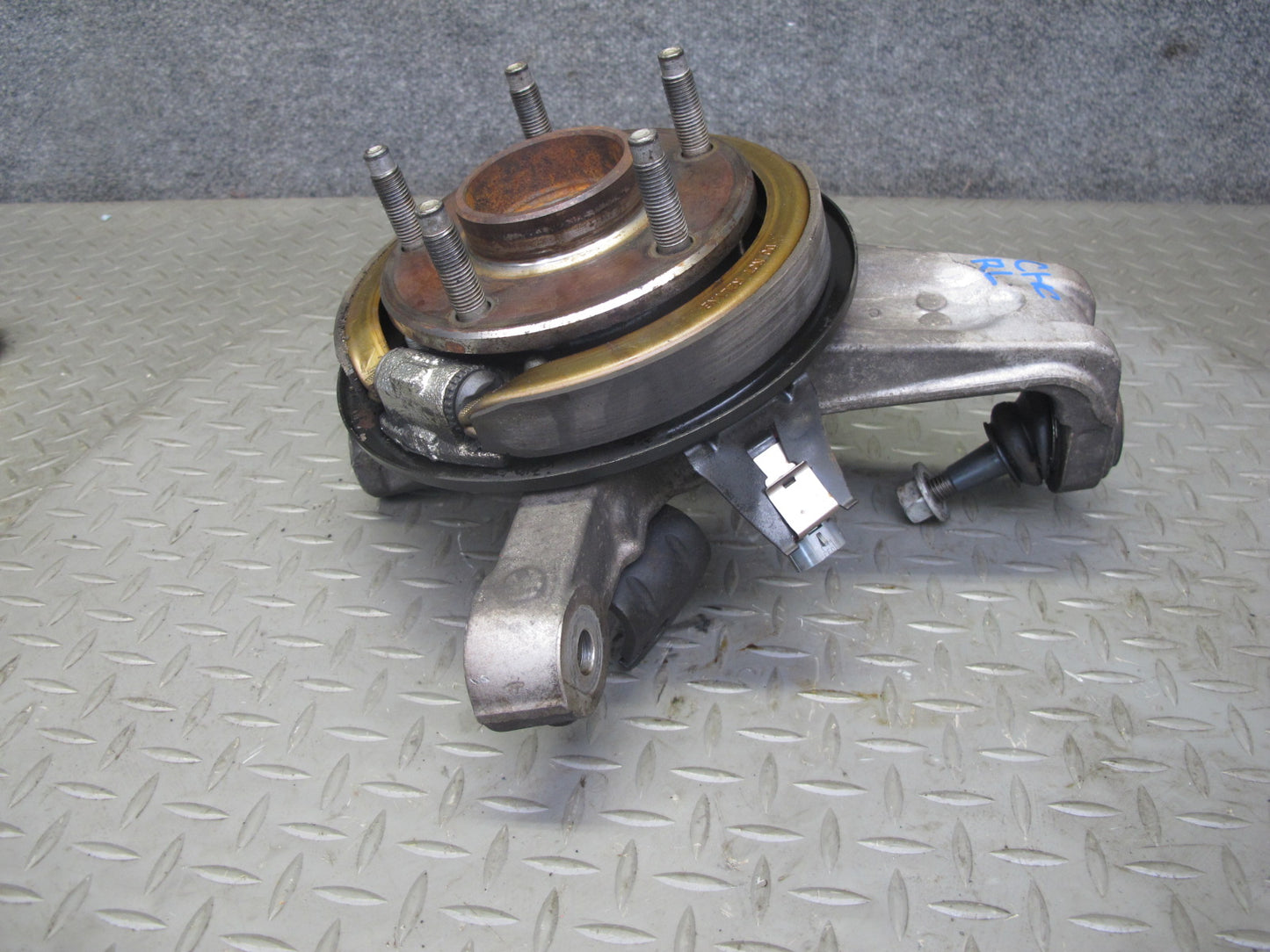 05-08 Chevrolet Corvette C6 Rear Left Spindle Knuckle Wheel Hub Bearing OEM