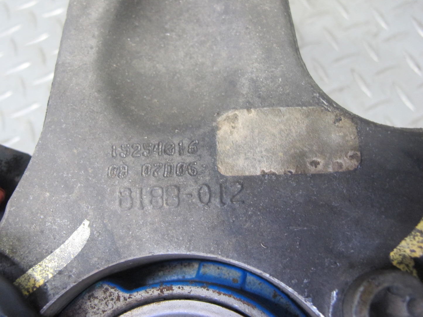 05-08 Chevrolet Corvette C6 Rear Left Spindle Knuckle Wheel Hub Bearing OEM